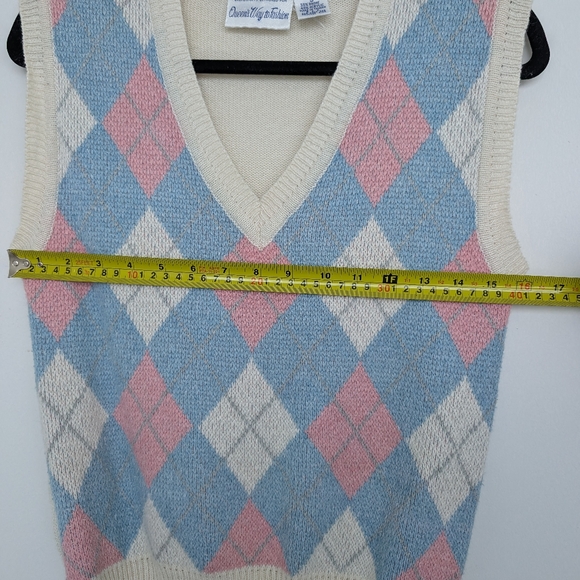 Vintage Argyle Sweater Vest Ramie Acrylic Blend Blue and Pink Sz S - Picture 13 of 13